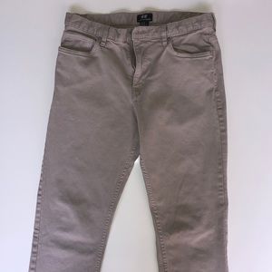 Men’s khaki jeans